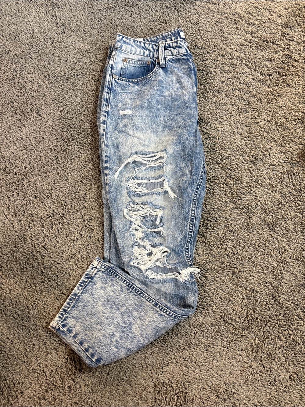 Juniors Almost Famous Distressed Light Blue Ripped Jeans, 7